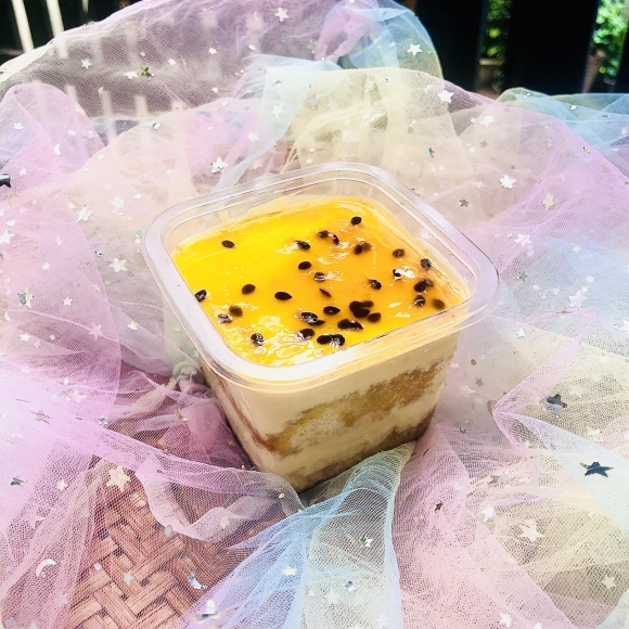 Bánh Tiramisu vị Chanh Dây